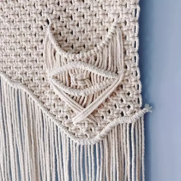 TAP-006-tercero Tapiz Macramé con adorno floral 50x60cm